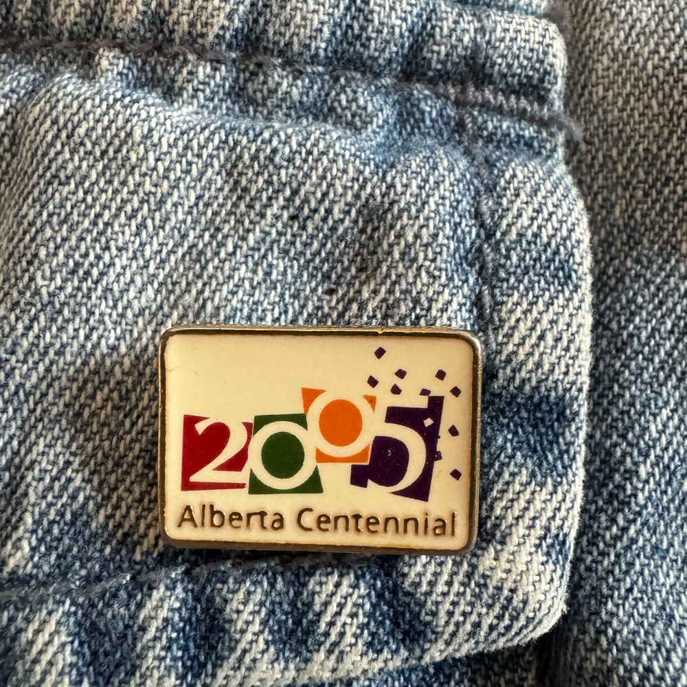 5/$15 Alberta Centennial Enamel Pin